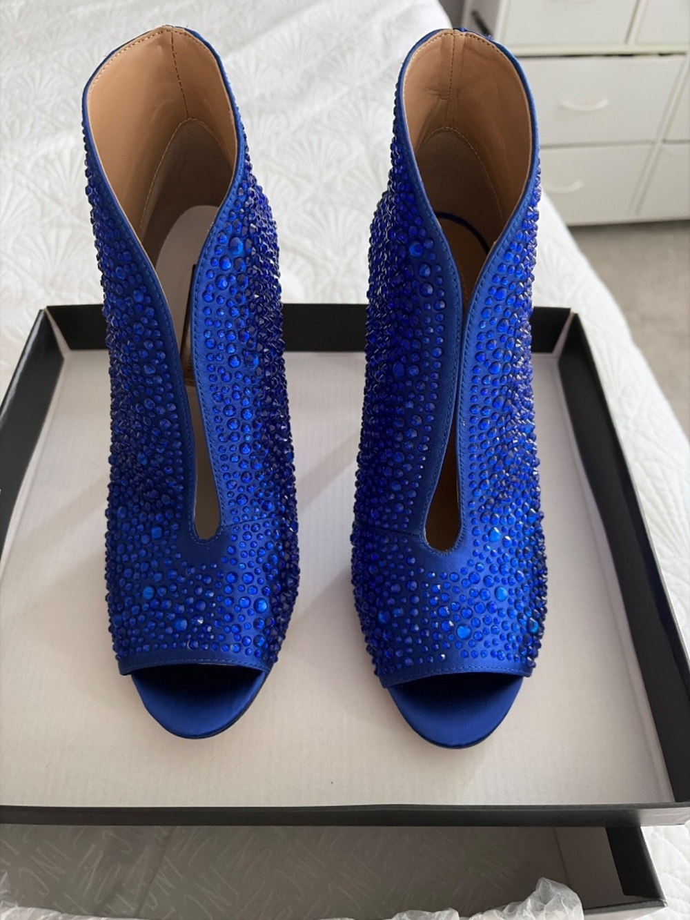 Cobalt rhinestone blue shoes - Picture 2 of 5